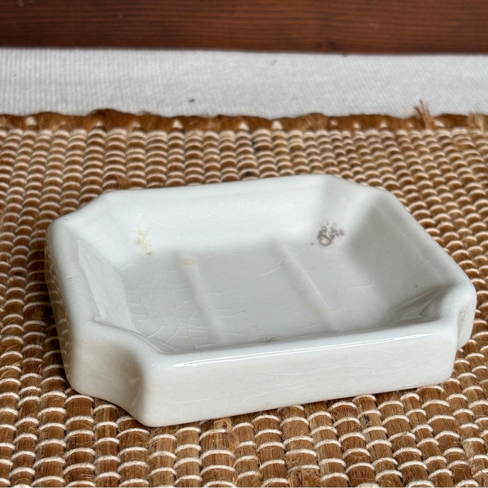 Antique East Liverpool Potteries Semi-Porcelain USA White Soap Dish